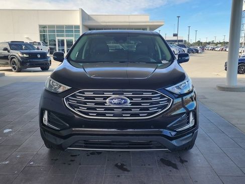 Used 2024 Ford Edge Titanium image 3