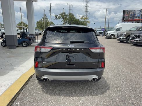 Certified 2022 Ford Escape SEL AWD/4WD image 6