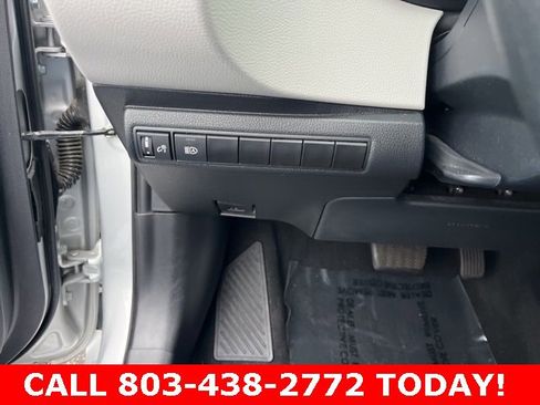 Used 2023 Toyota Corolla LE image 30