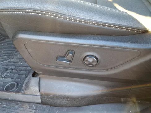 Used 2021 RAM 1500 Big Horn image 10