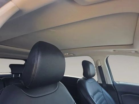 Used 2017 Ford Edge SEL w/ Equipment Group 201A FWD image 12