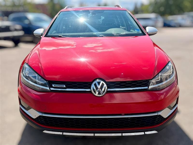 Used 2018 Volkswagen Golf Alltrack S AWD/4WD image 3