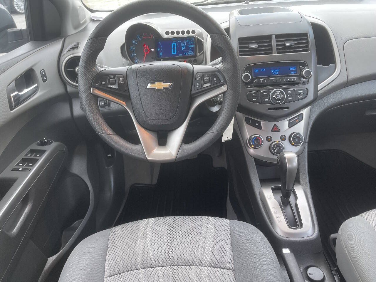 Used 2015 Chevrolet Sonic LT w/ Wheels and Fog Lamp Package FWD image 19
