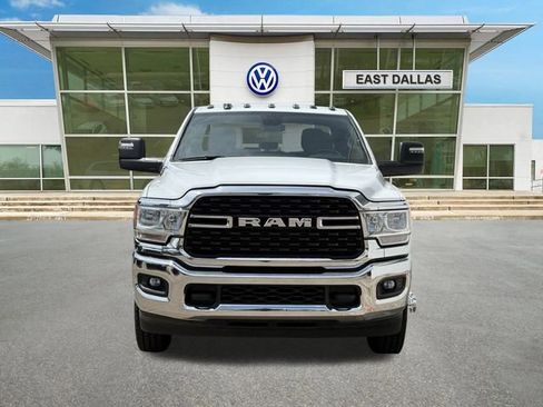 Used 2024 RAM 3500 Big Horn w/ Bed Utility Group AWD/4WD image 6