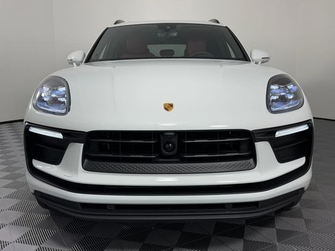 New 2026 Porsche Macan image 6