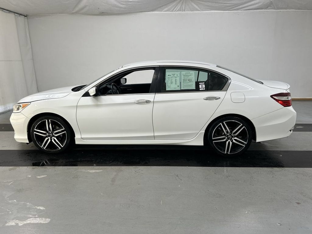 Used 2017 Honda Accord Sport Special Edition image 6