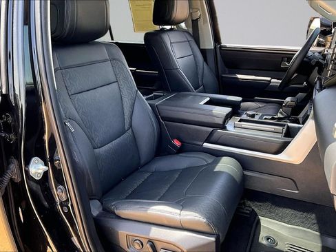 Used 2024 Toyota Sequoia SR5 w/ SR5 Premium Package AWD/4WD image 7