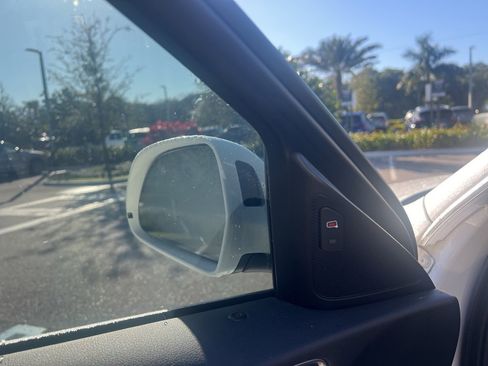 Used 2017 Audi Q3 2.0T Premium Plus w/ Premium Plus Package image 25