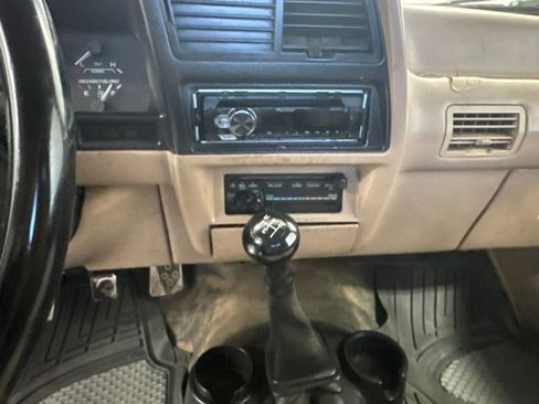 Used 1994 Ford Ranger XL RWD image 15