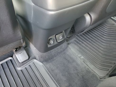 Used 2025 Kia Telluride SX Prestige image 16