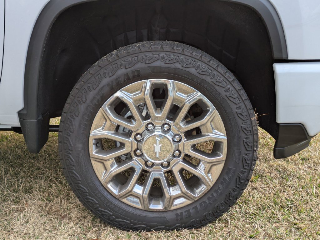 New 2026 Chevrolet Silverado 2500 High Country w/ Technology Package AWD/4WD image 14