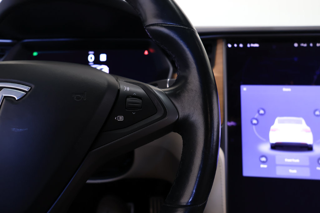 Used 2020 Tesla Model X Performance AWD/4WD image 25