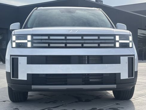 New 2026 Hyundai Santa Fe SE image 8