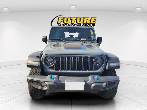 Used 2024 Jeep Wrangler Unlimited Rubicon 4xe AWD/4WD image 2