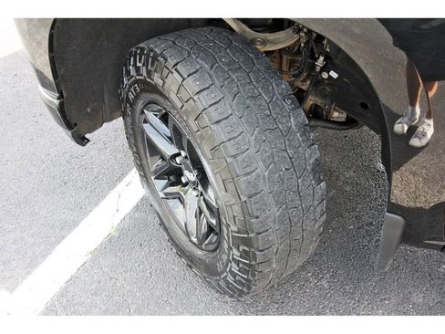 Used 2021 Chevrolet Silverado 1500 LT Trail Boss w/ Convenience Package II AWD/4WD image 32