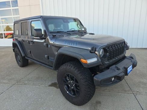 Used 2025 Jeep Wrangler Unlimited Sport S 4xe image 2