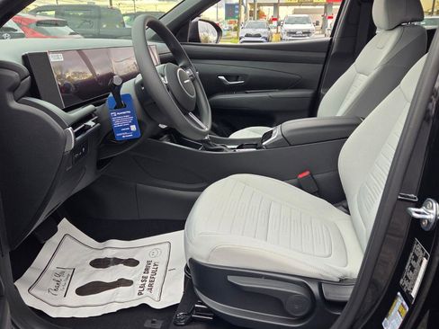 New 2026 Hyundai Santa Cruz SE AWD/4WD image 5