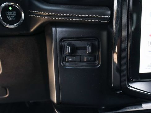 Used 2022 Ford F150 Lightning Platinum AWD/4WD image 36
