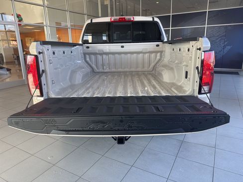 New 2026 Chevrolet Colorado Trail Boss image 11