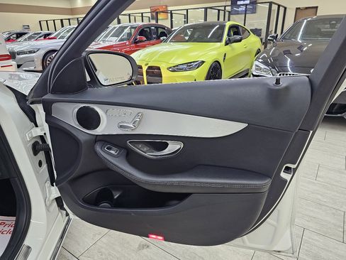 Used 2018 Mercedes-Benz C 300 Sedan w/ Premium Package image 41