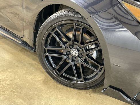 Used 2022 Toyota Corolla SE FWD image 11