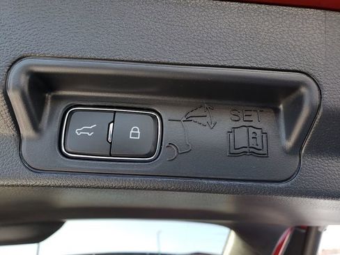 New 2026 Ford Explorer ST-Line image 9