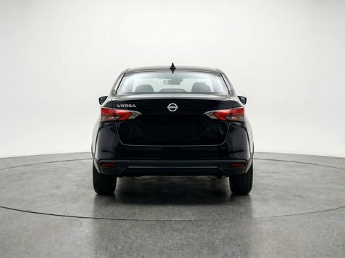 Used 2025 Nissan Versa SV image 7