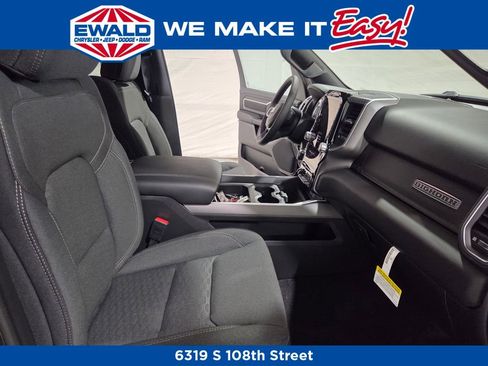 New 2026 RAM 1500 Big Horn AWD/4WD image 10
