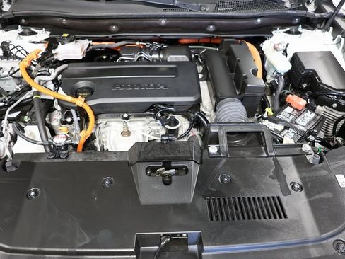 Certified 2025 Honda CR-V Sport Touring image 30