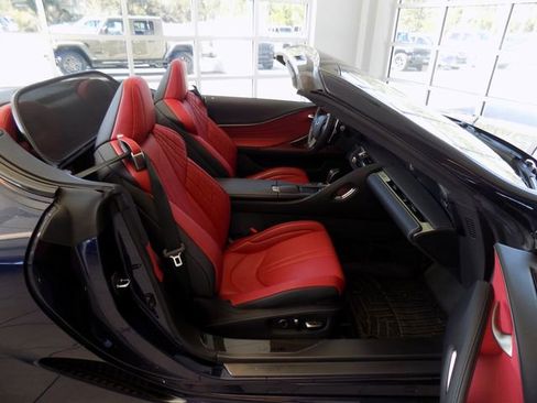 Used 2021 Lexus LC 500 Convertible image 29