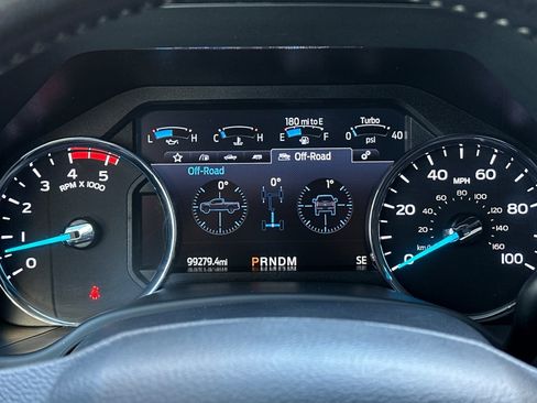 Used 2022 Ford F250 Lariat w/ Lariat Value Package image 22