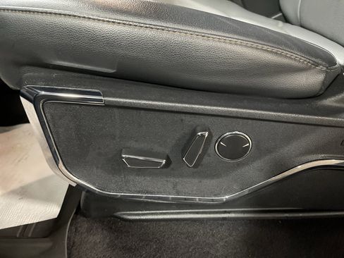 Used 2023 Ford F150 Lightning Lariat w/ Equipment Group 511A High image 13