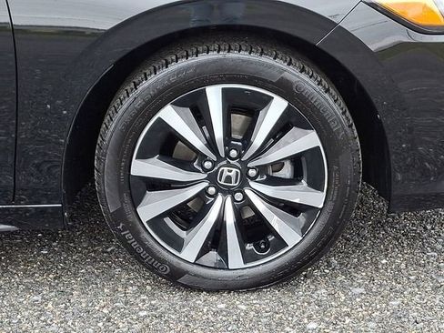 Certified 2024 Honda Civic EX-L image 8