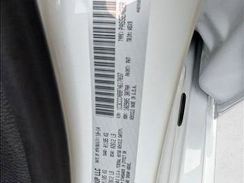 Used 2015 Chrysler 200 Limited w/ Convenience Group image 22