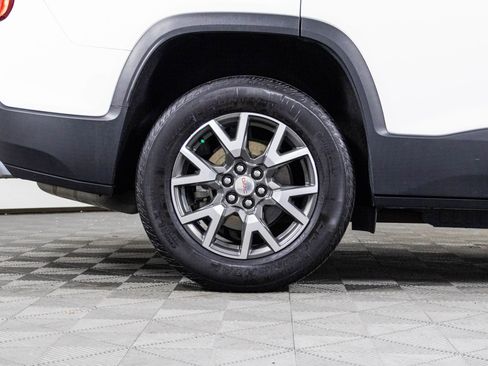 Certified 2023 GMC Acadia SLE w/ Driver Convenience Package image 46