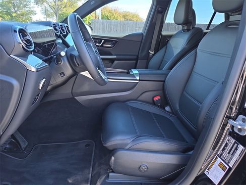 Certified 2025 Mercedes-Benz GLC 300 GLC 300 image 10