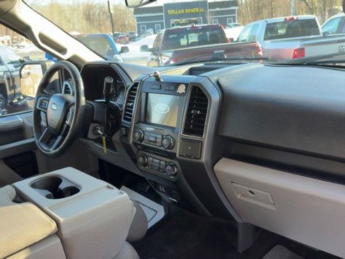 Used 2018 Ford F150 XLT w/ Equipment Group 302A Luxury image 15