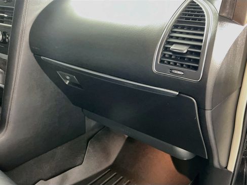 Used 2021 Nissan Armada Platinum w/ Captain's Chairs Package RWD image 34