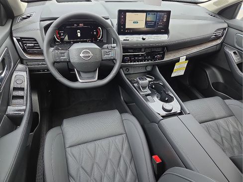 New 2026 Nissan Rogue Platinum AWD/4WD image 11