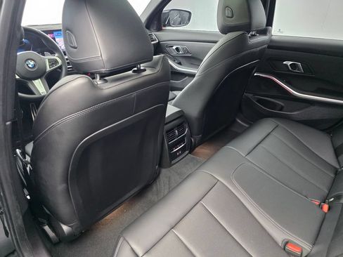 Used 2024 BMW 330i Sedan w/ M Sport Package RWD image 15