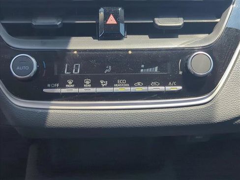 Used 2024 Toyota Corolla LE FWD image 21