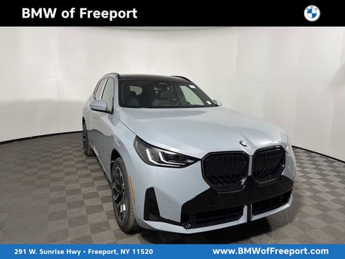 New 2026 BMW X3 xDrive30 w/ Premium Package image 1