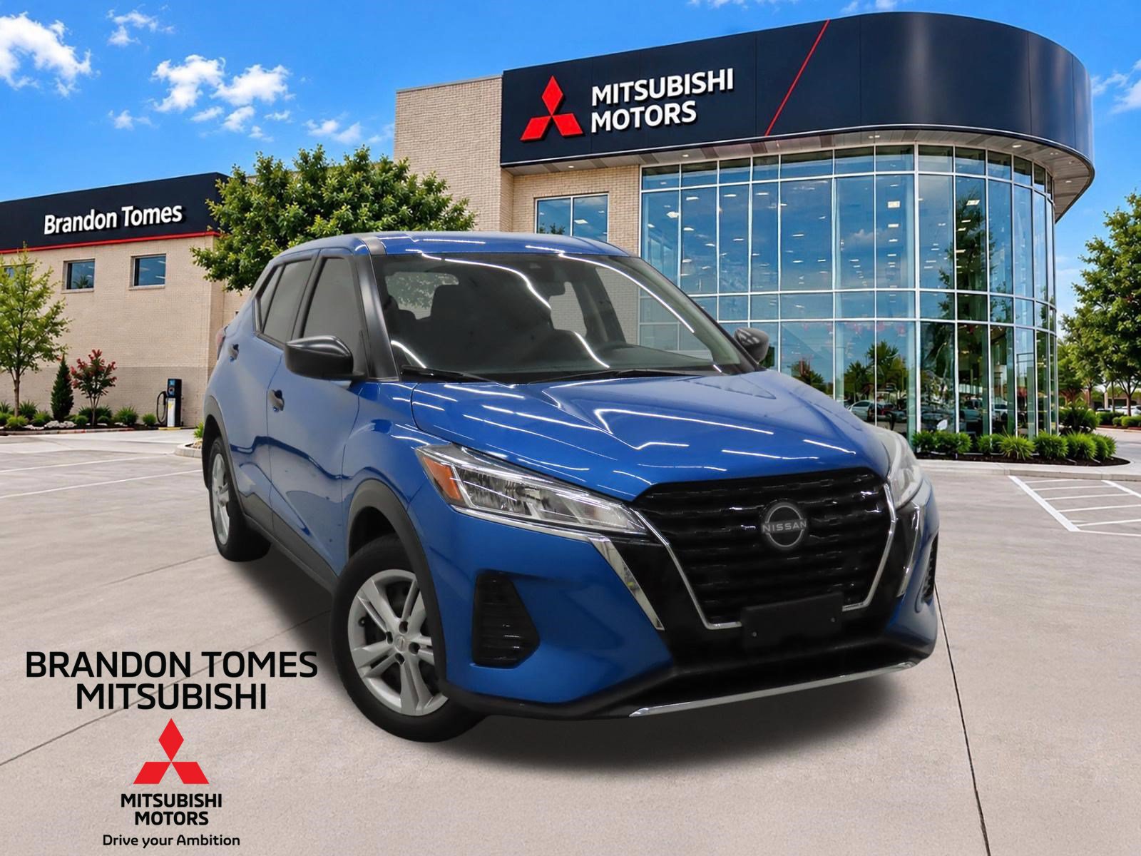 Used 2024 Nissan Kicks S FWD image 1