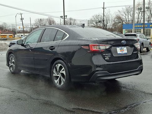 Used 2022 Subaru Legacy Premium image 4
