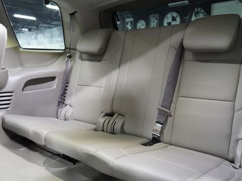 Used 2020 GMC Yukon SLT w/ Open Road Package RWD image 16
