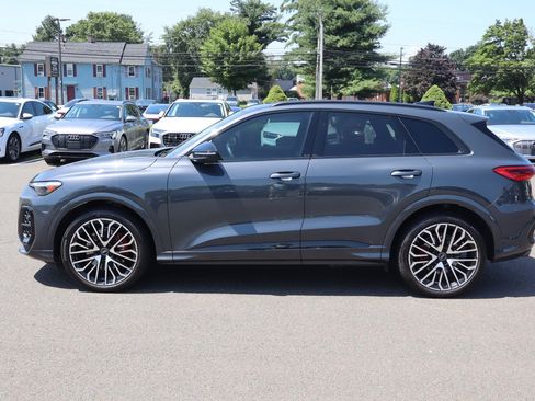 Used 2025 Audi SQ5 Premium Plus w/ Premium Plus Package AWD/4WD image 9