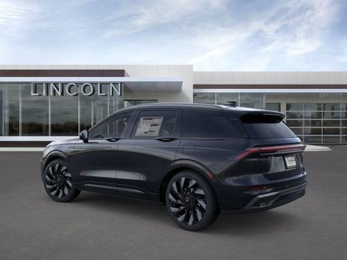 New 2026 Lincoln Nautilus Reserve w/ Jet Appearance Package image 4