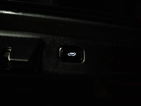 Used 2024 Hyundai Palisade SEL FWD image 8
