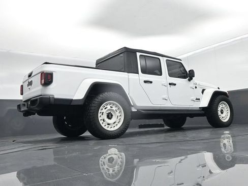Used 2021 Jeep Gladiator Sport AWD/4WD image 49