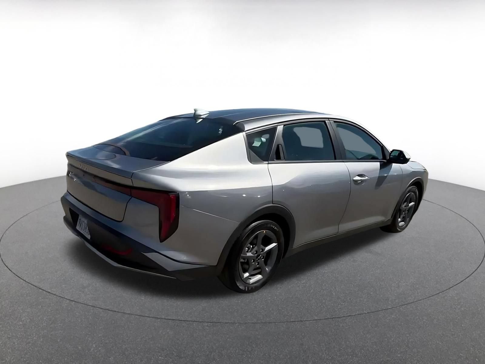 Used 2026 Kia K4 FWD image 14